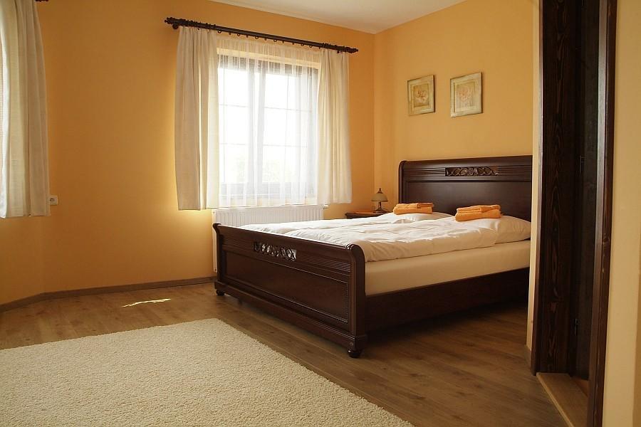 Hotel Penzion A Restaurace U Mamy Frýdek-Místek Zimmer foto